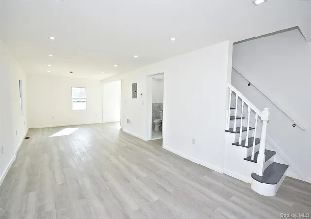 Photo 3 of Sale Pending at 240 Columbus Pkwy, Hempstead, NY 11501 | MLS# 1025335 | Listing updated on 2026-08-17