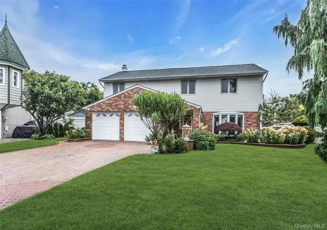 1st image of 3901 Jane Ct, Oyster Bay, NY 11783 | MLS# 1025336