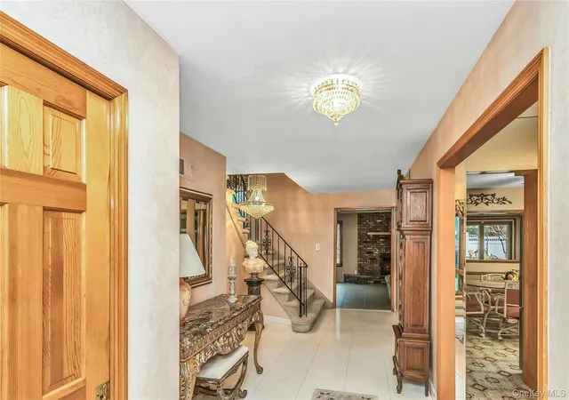 3rd image of 3901 Jane Ct, Oyster Bay, NY 11783 | MLS# 1025336