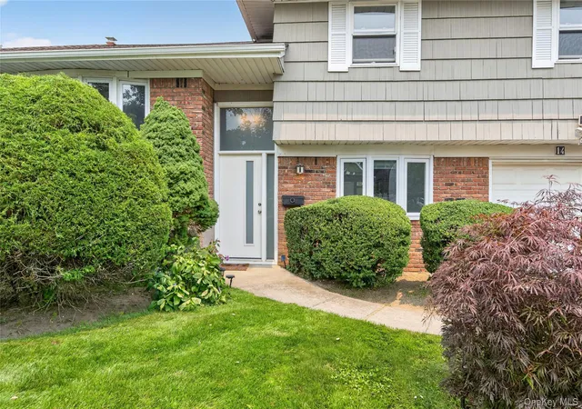 Photo 1 of Sale Pending at 14 Holiday Park Dr, North Hempstead, NY 11596 | MLS# 1025337 | Listing updated on 2026-08-04