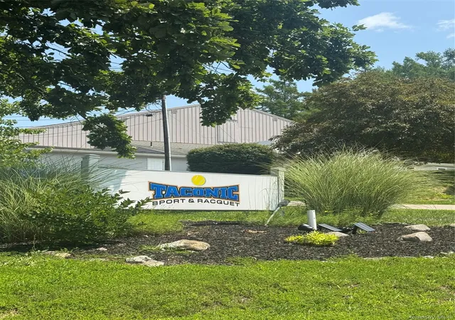 2nd image of 7 Brodie Rd, Beekman, NY 12533