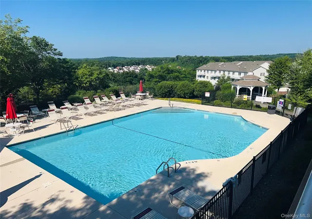 32nd image of 1515 Balsam Dr, New Windsor, NY 12553 | MLS# 1025347