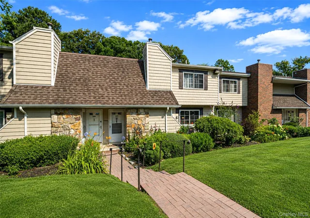Photo 2 of Condo for sale at 244 Lake Pointe Cir #244, Brookhaven, NY 11953 | MLS# 1025350 | Listing updated on 2026-08-12