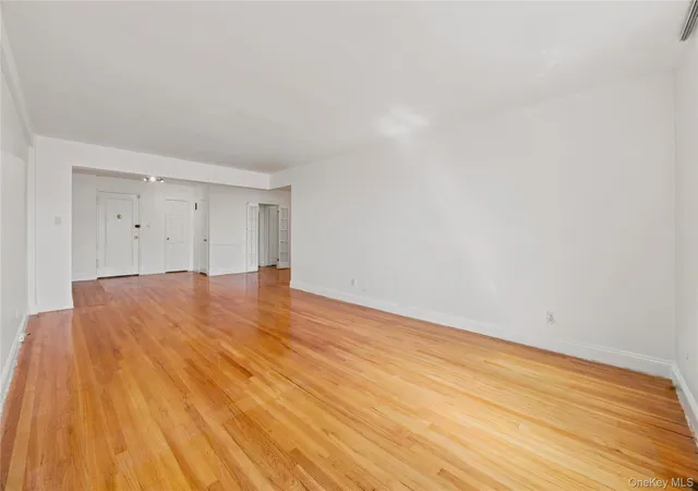 3rd image of 72-10 112 St #6G, Forest Hills, NY 11375 | MLS# 1025371