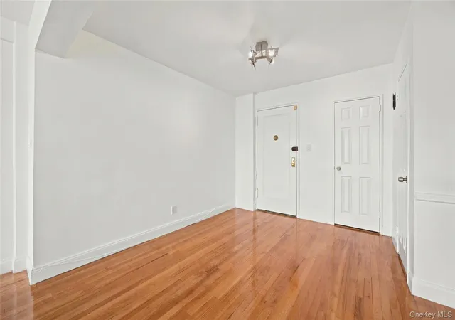 4th image of 72-10 112 St #6G, Forest Hills, NY 11375 | MLS# 1025371
