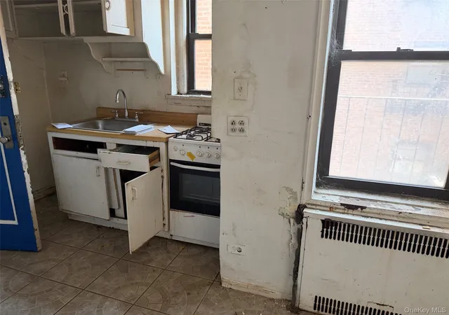 10th image of 170 40 Highland Ave #401, New York, NY 11432 | MLS# 1025372