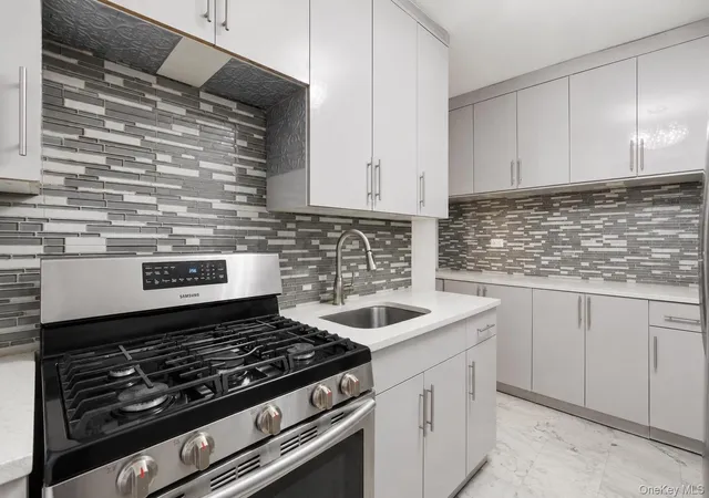 5th image of 84-31 Van Wyck Expy #2B, Jamaica, NY 11435 | MLS# 1025396