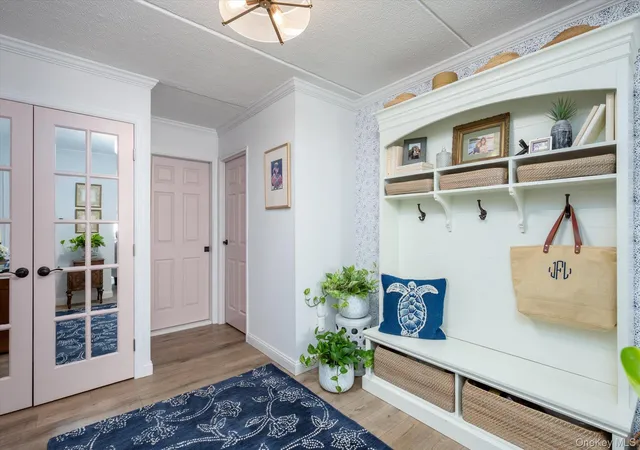 2nd image of 135 Post Ave #3R, North Hempstead, NY 11590 | MLS# 1025415