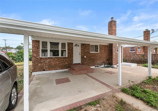 Photo 4 of Sale Pending at 23304 121st Avenue, New York, NY 11411 | MLS# 1025431 | Listing updated on 2026-08-13