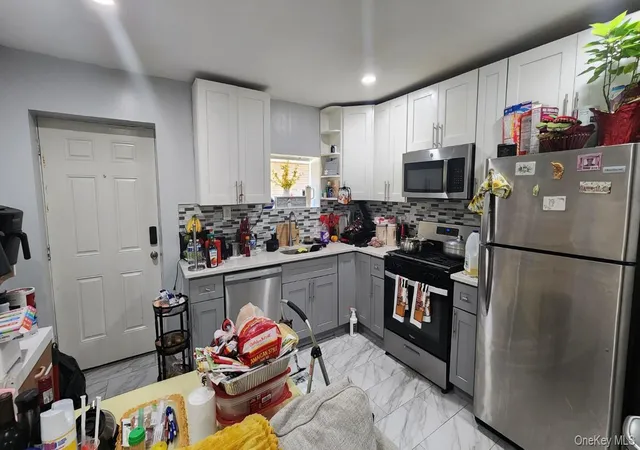 4th image of 801 Logan St, New York, NY 11208 | MLS# 1025437