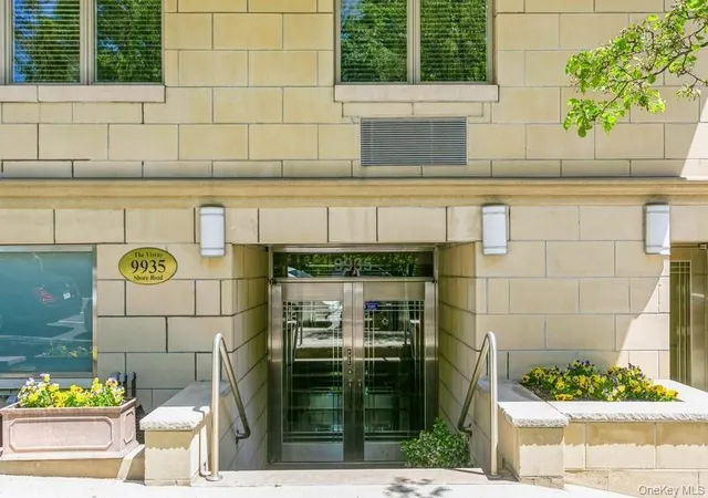 2nd image of 9935 Shore Rd #1D, New York, NY 11209 | MLS# 1025438