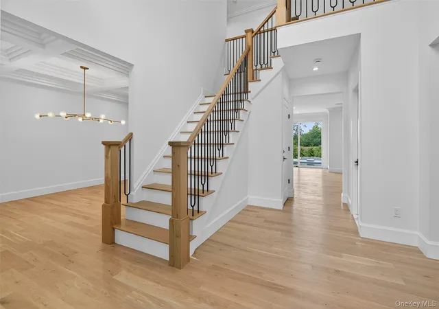 Photo 3 of Single family home for sale at 32 Pine Rd, Oyster Bay, NY 11791 | MLS# 1025444 | Listing updated on 2026-10-08