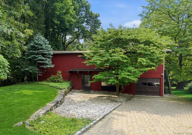 Photo 2 of Sale Pending at 131 Deertrack Ln, Greenburgh, NY 10533 | MLS# 1025460 | Listing updated on 2026-07-29
