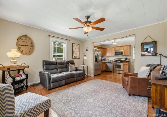 Photo 3 of Sale Pending at 19 Oak Ridge Dr, Putnam Valley, NY 10579 | MLS# 1025462 | Listing updated on 2026-09-14