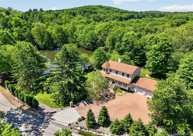 1st image of 433 Barrett Hill Rd, Mahopac, NY 10541 | MLS# 1025478