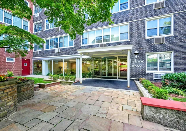 2nd image of 164 20 Highland Ave #5S, Jamaica, NY 11432 | MLS# 1025521