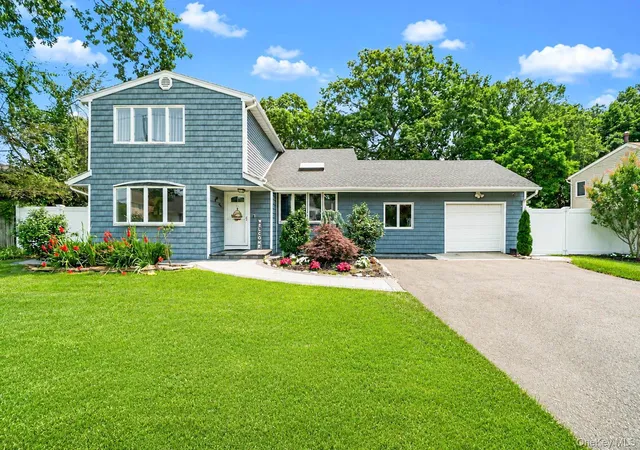 Photo 1 of Sale Pending at 11 Mallard Ave, Selden, NY 11784 | MLS# 1025539 | Listing updated on 2026-08-12