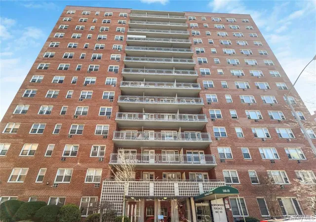 Photo 2 of Condo for sale at 160 10 89th Avenue #9E, New York, NY 11432 | MLS# 1025543 | Listing updated on 2026-08-13