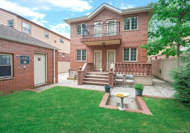 30th image of 24560 61st Ave, Little Neck, NY 11362 | MLS# 1025557