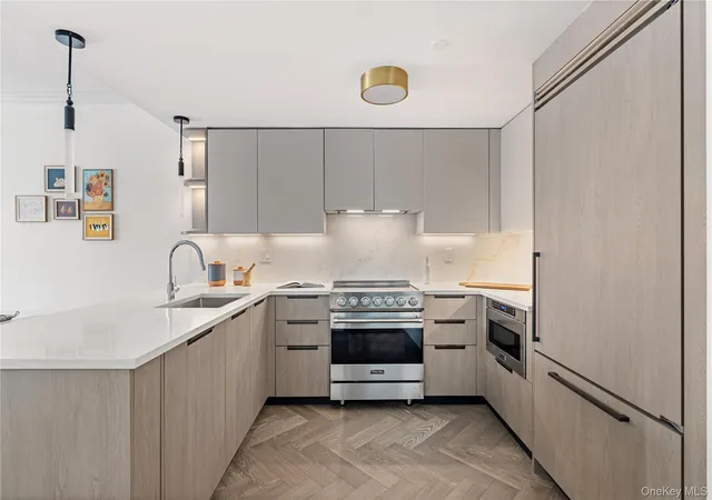 Photo 4 of Condo for sale at 78-29 Austin St #318, New York, NY 11375 | MLS# 1025561 | Listing updated on 2026-08-04