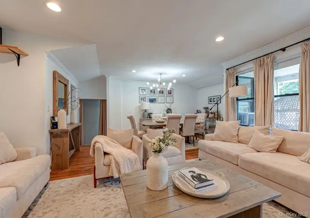 3rd image of 22 Dollard Dr, Babylon, NY 11703 | MLS# 1025562