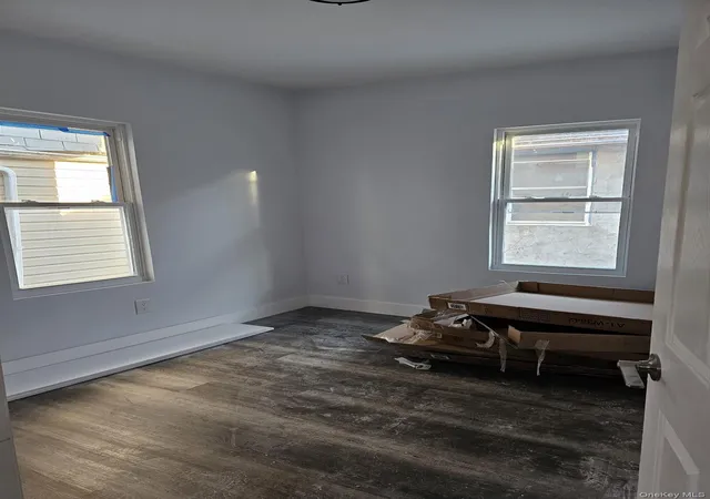 Photo 3 of Single family home for sale at 194 Beach 25th St, Far Rockaway, NY 11691 | MLS# 1025580 | Listing updated on 2026-08-25
