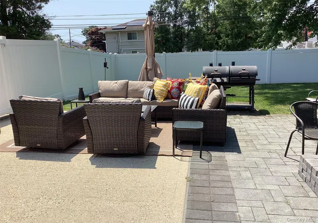 25th image of 512 Fenimore Ave, North Babylon, NY 11703 | MLS# 1025582