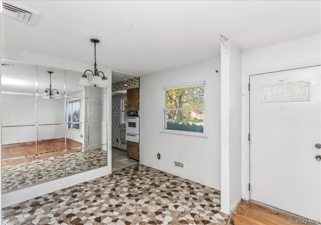 Photo 4 of Single family home for sale at 1619 Brightshore Blvd, Islip, NY 11706 | MLS# 1025583 | Listing updated on 2026-10-27