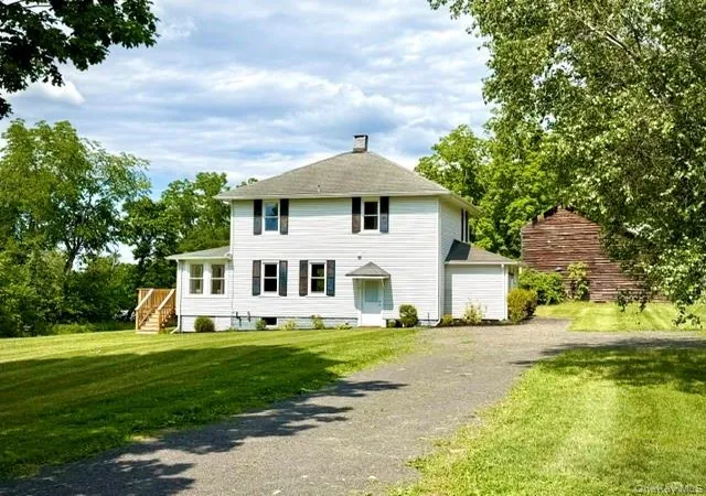 Photo 3 of Single family home for sale at 40 Highland Ave, Kerhonkson, NY 12446 | MLS# 1025586 | Listing updated on 2026-08-17