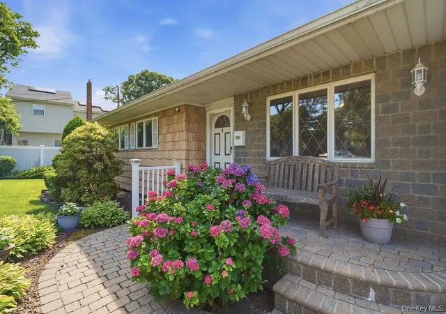 Photo 2 of Sale Pending at 432 Wildwood Rd, Islip, NY 11779 | MLS# 1025589 | Listing updated on 2026-08-21