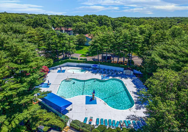 3rd image of 35 Richmond Blvd #4B, Ronkonkoma, NY 11779 | MLS# 1025592
