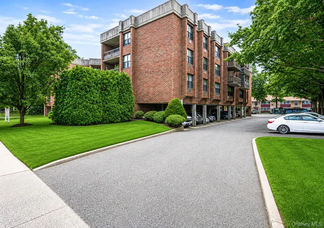 2nd image of 380 Fulton St #G2, Farmingdale, NY 11735 | MLS# 1025600
