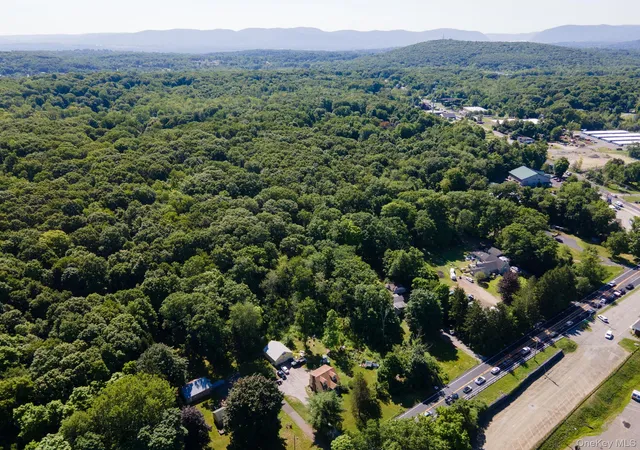 36th image of 336 Route 32, Newburgh (town), NY 12550 | MLS# 1025602