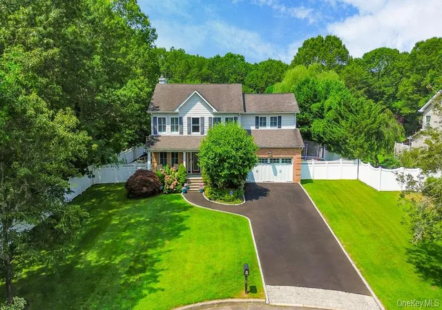 1st image of 15 Victoria Ct, Islip, NY 11769 | MLS# 1025608