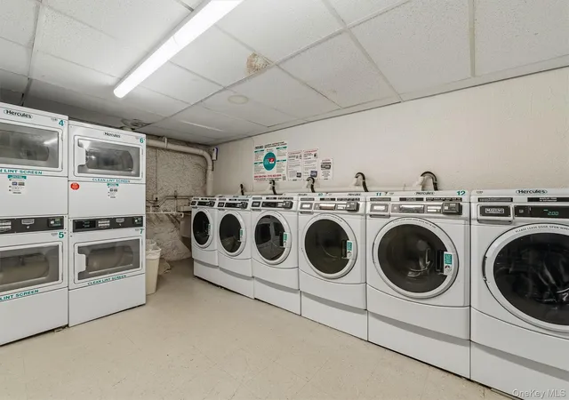 Listing Photo 2 - Condo for sale in building located at 23 Old Mamaroneck Rd, White Plains, NY 10605 - Unit #5Q