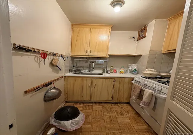 5th image of 42-45 Kissena Boulevard #6B, Flushing, NY 11355 | MLS# 1025640