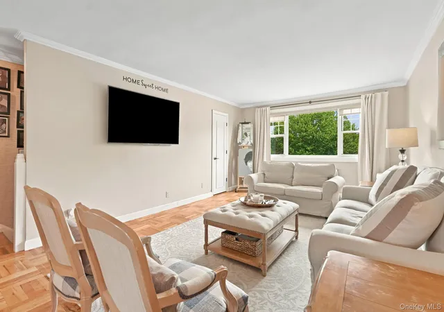 Photo 4 of Sale Pending at 11 Westview Ave #8-2, White Plains, NY 10603 | MLS# 1025642 | Listing updated on 2026-09-04