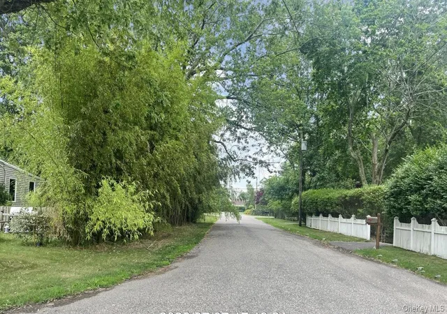 Photo 3 of Single family home for sale at 19 River Ln, Brookhaven, NY 11719 | MLS# 1025651 | Listing updated on 2026-09-29