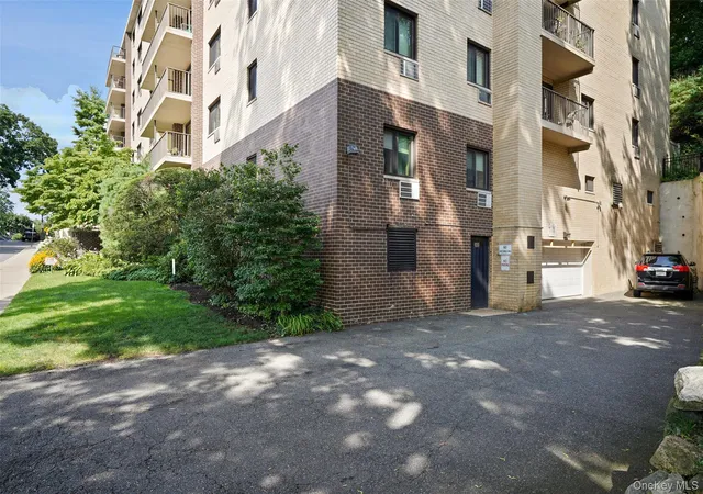 13th image of 108 Sagamore Rd #3M, Eastchester, NY 10707 | MLS# 1025664