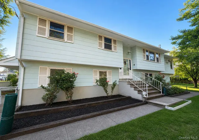 1st image of 14 Lafayette Ave, West Haverstraw, NY 10993 | MLS# 1025665