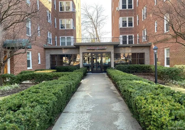 1st image of 625 Gramatan Ave #1A, Mount Vernon, NY 10552 | MLS# 1025668