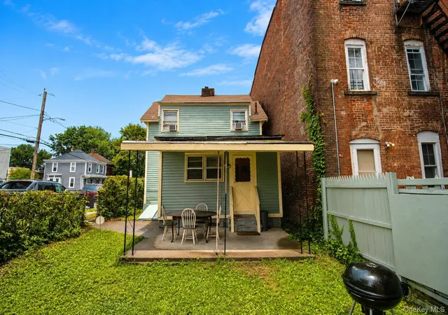 Photo 4 of Single family home for sale at 105 Carson Ave, Newburgh, NY 12550 | MLS# 1025672 | Listing updated on 2026-09-03