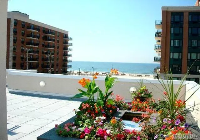 Listing Photo 2 - Condo for sale in building located at 251 W Broadway, Long Beach, NY 11561 - Unit #210