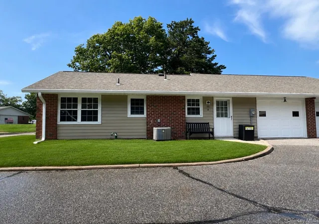 3rd image of 66 Enfield Ct #B, Brookhaven, NY 11961 | MLS# 1025693
