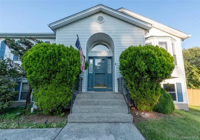 Photo 3 of Sale Pending at 3 Aron Ct, Ramapo, NY 10977 | MLS# 1025699 | Listing updated on 2026-08-20