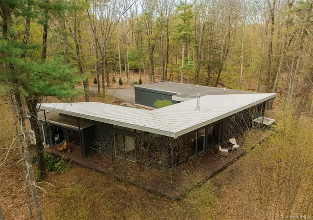 Homes for sale in Rochester, NY | 10 Trout Creek Rd, Rochester, NY 12446 | MLS# 1025711
