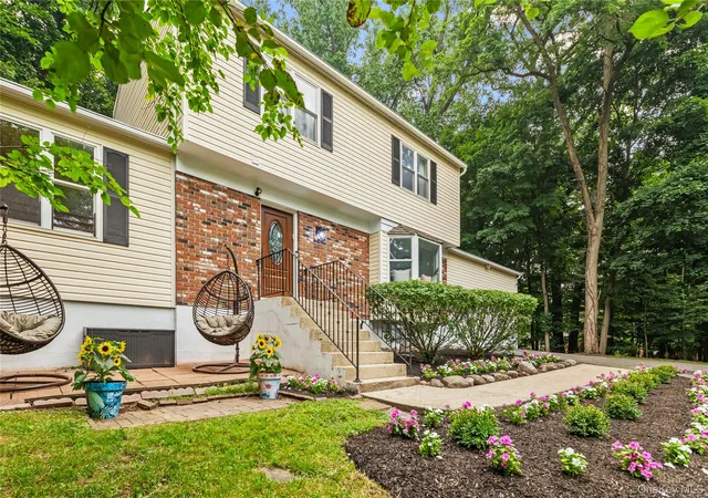 4th image of 499 Orangeburg Rd, Orangetown, NY 10965 | MLS# 1025730
