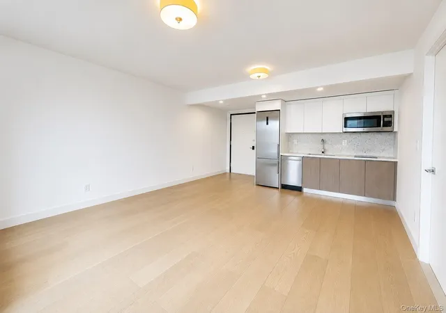 3rd image of 2128 Ocean Ave #4G, New York, NY 11229 | MLS# 1025732