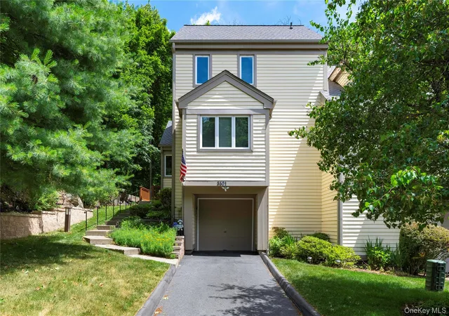 Photo 2 of Single family home for sale at 3501 Homestead Ct, Peekskill, NY 10566 | MLS# 1025735 | Listing updated on 2026-09-01
