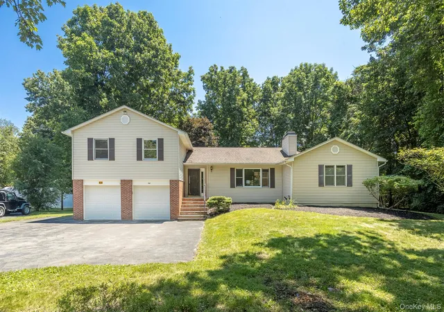 1st image of 404 Sepasco Center St, Rhinebeck, NY 12572 | MLS# 1025736